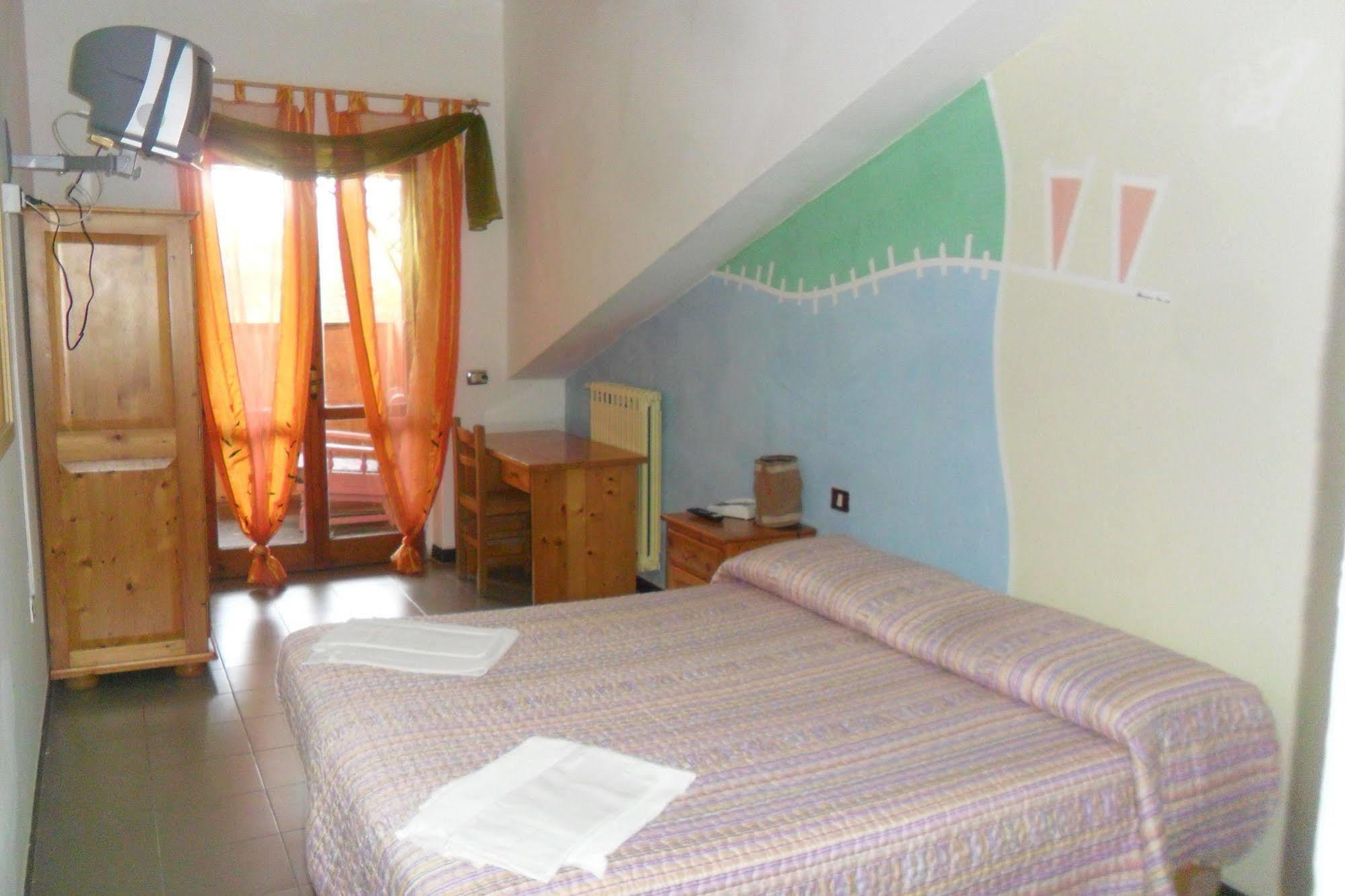 Parco Hotel Granaro Sorbo San Basile Esterno foto